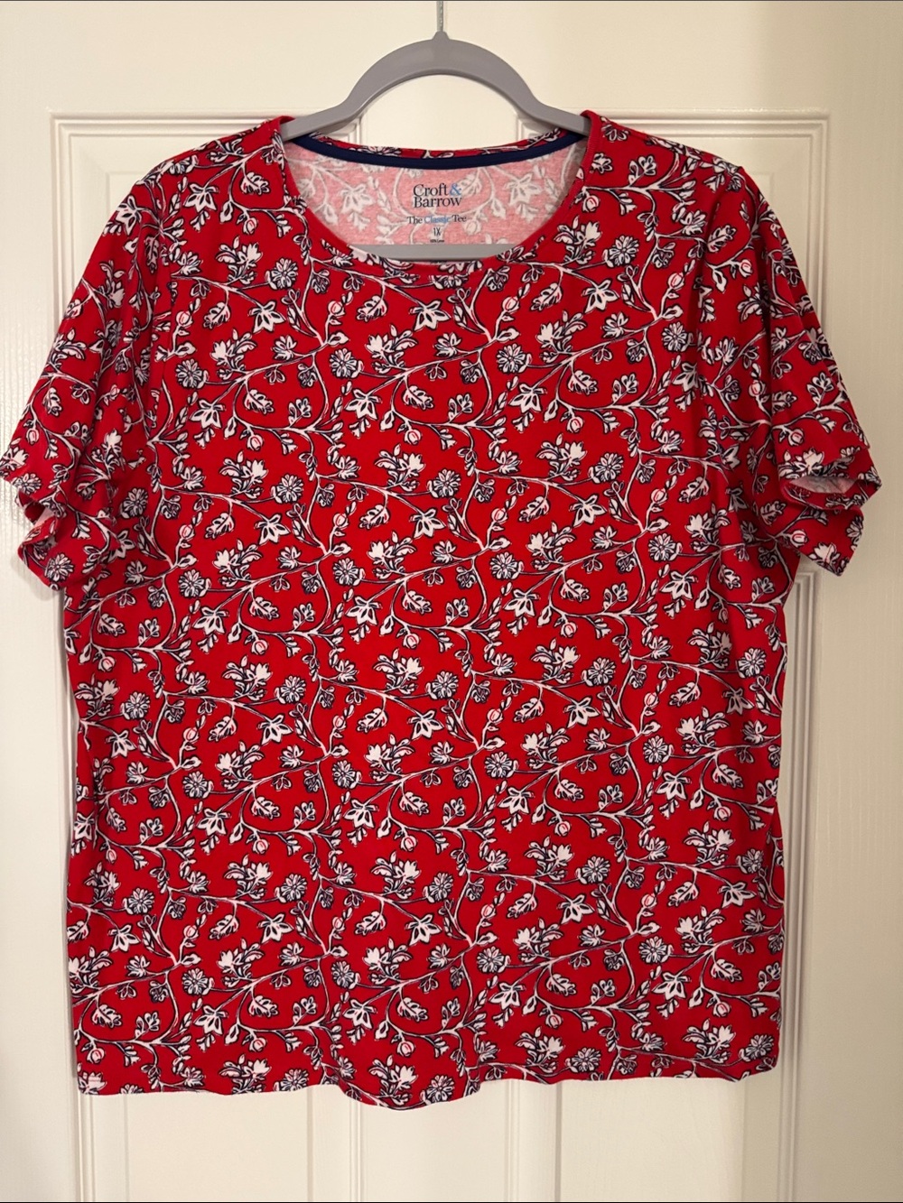 croft & barrow Red Floral Short Sleeve Tee